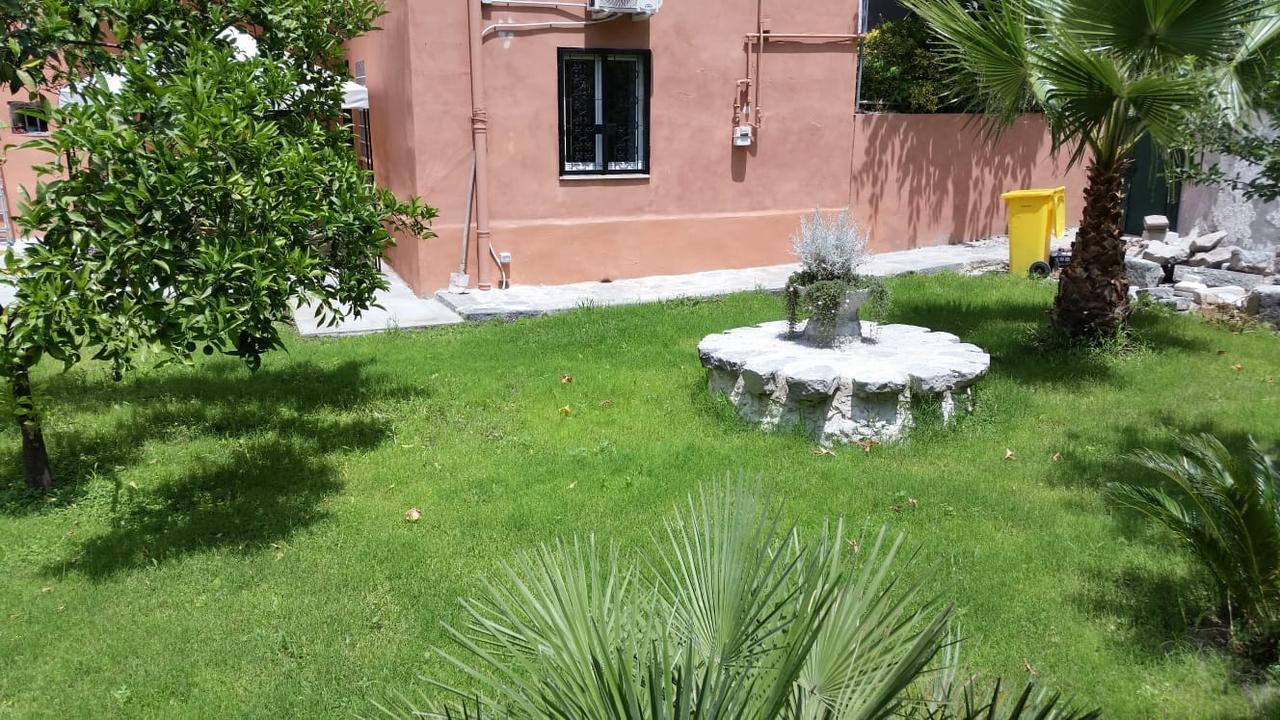 Vesuvius Gardens - Fagianeria Borbonica Relais Bed & Breakfast Ерколано Екстериор снимка
