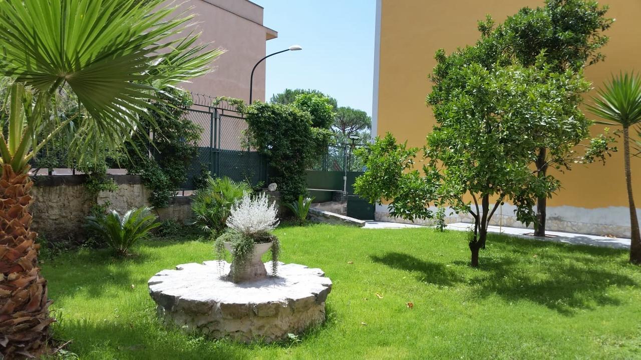 Vesuvius Gardens - Fagianeria Borbonica Relais Bed & Breakfast Ерколано Екстериор снимка